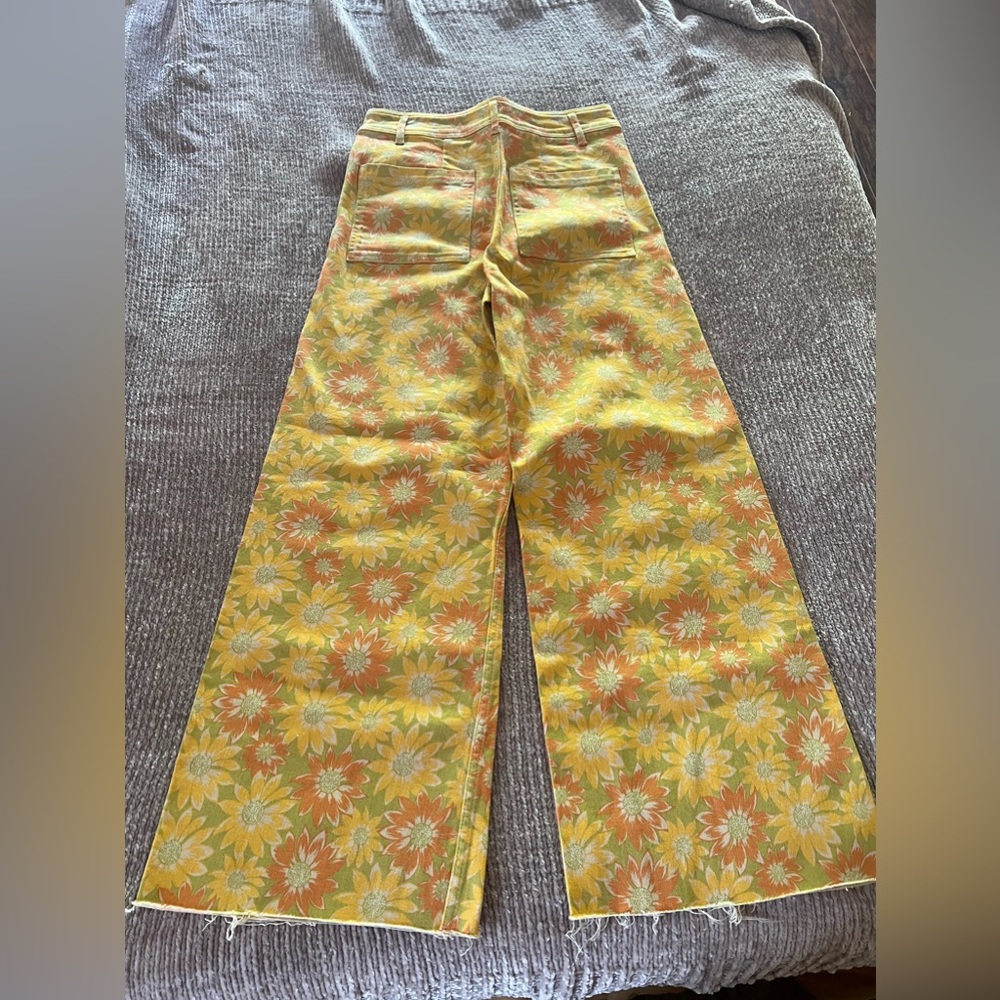 in very good condition almost new.